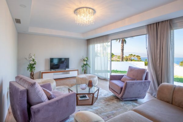 VILLA MODERNA - estilo contempor&aacute;neo